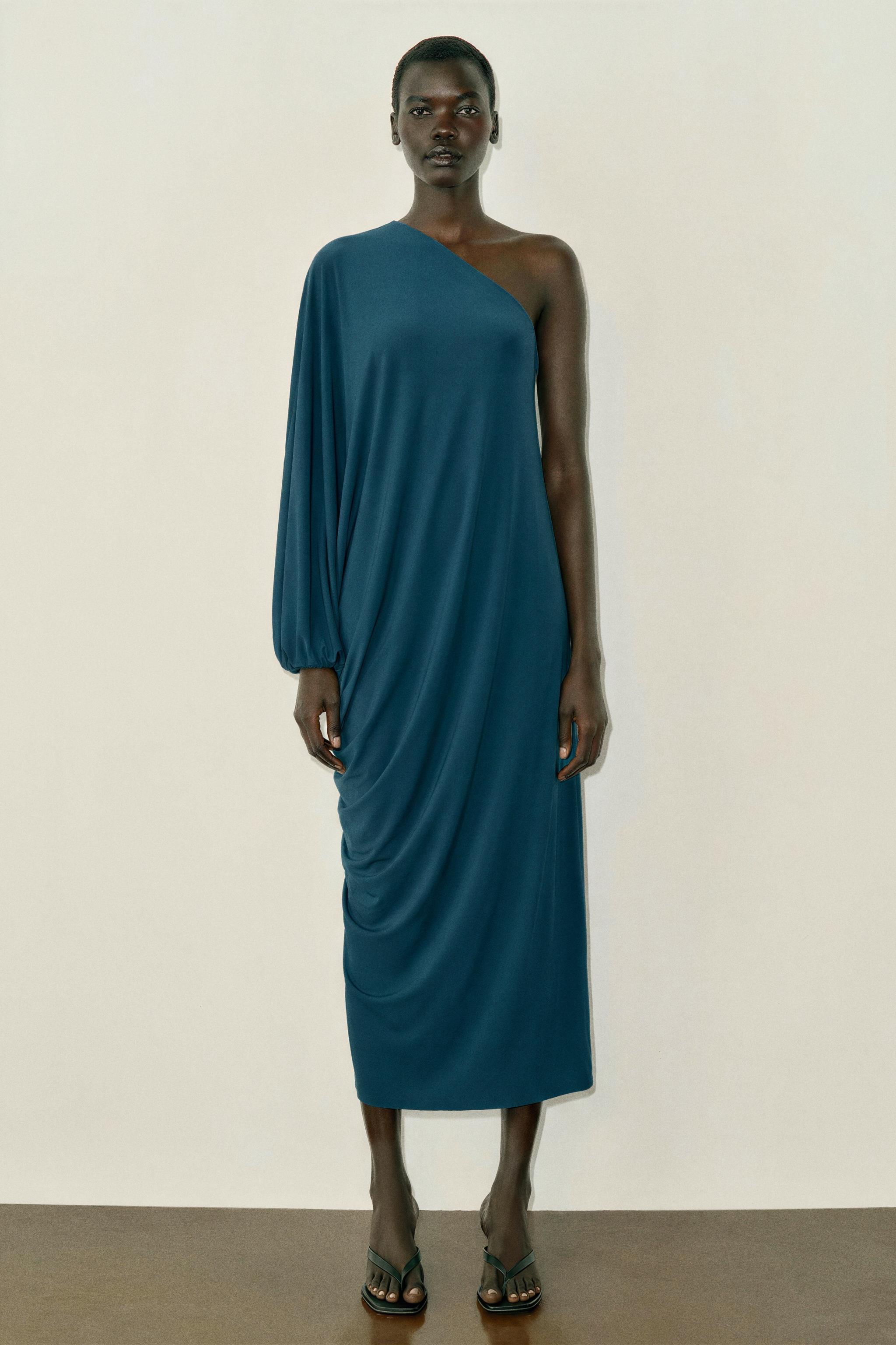 ASYMMETRICAL FLOWY DRESS